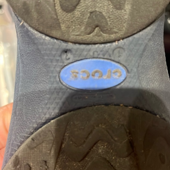 BOYS Crocs Sandals - Picture 6 of 7